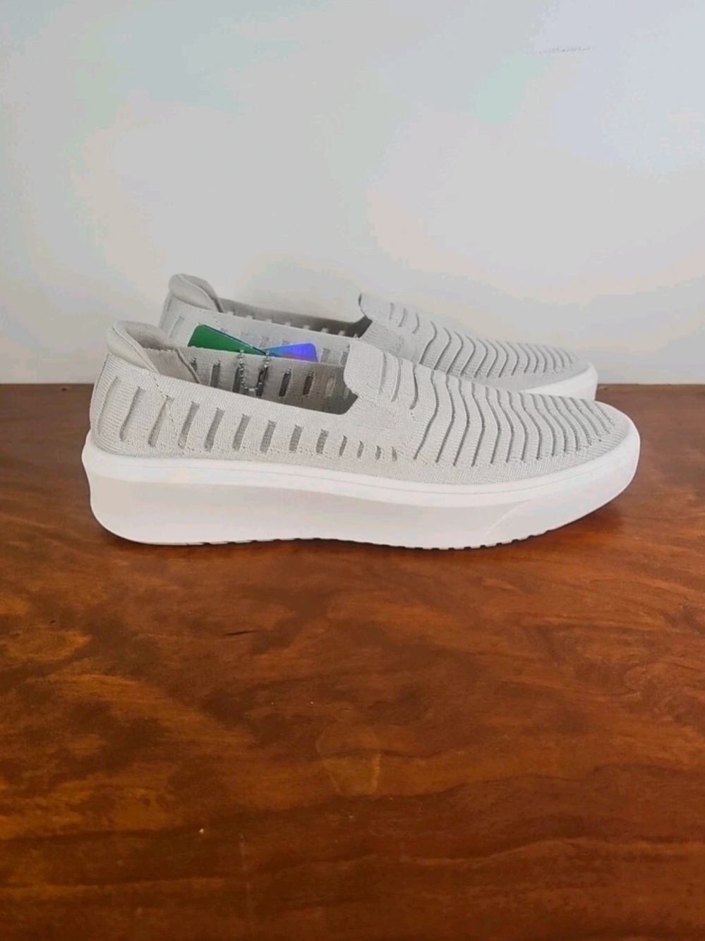 Skechers Court Break Heart Breaker Slip On Women's Sneaker Off White 8.5